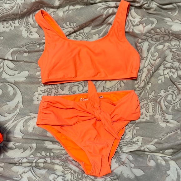 two piece with cup inserts and tie waist bottoms tank top brand new never worn - Picture 1 of 5